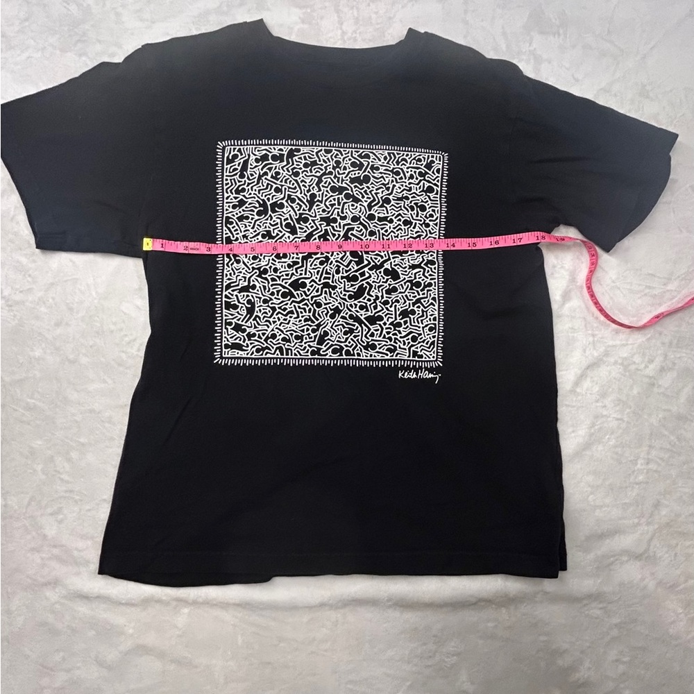 Uniqlo Keith Haring Tee in size M